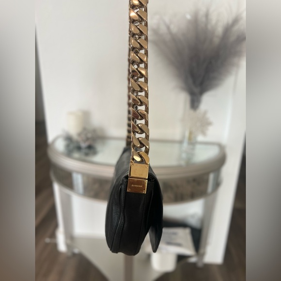 💎AUTHENTIC BURBERRY LEATHER OLYMPIA SHOULDER BAG👜 - Picture 9 of 11